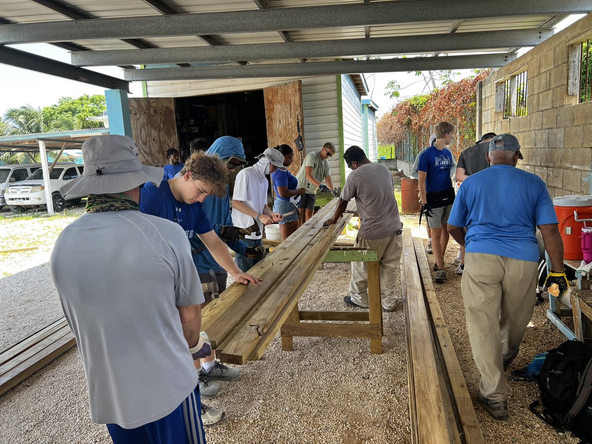 Prez41X's tweet photo. Currently building a house in Belize with the Servant Leadership Team!

#MenForOthers https://t.co/XDtu9dsUMY
