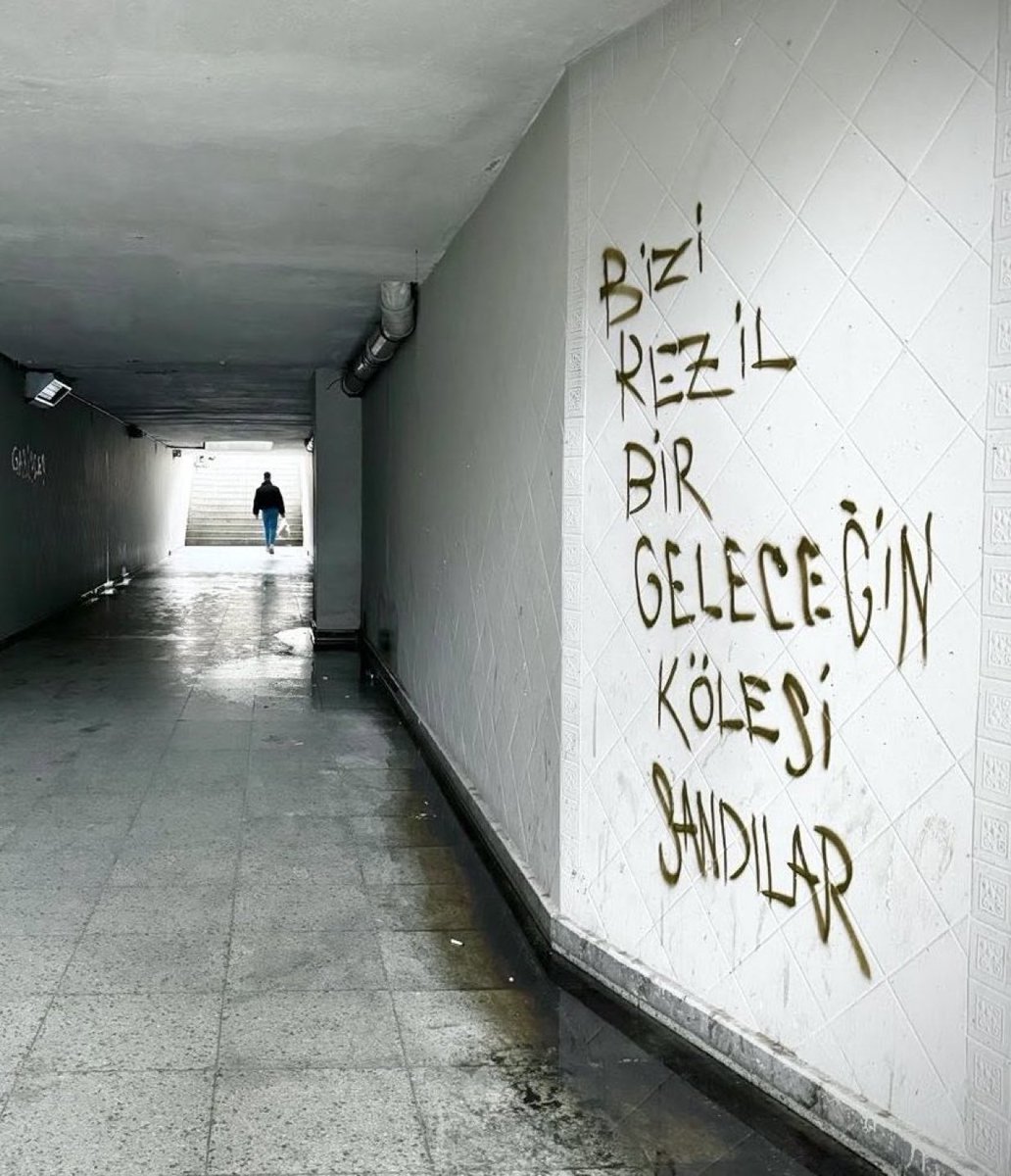 Antifa_Ultras tweet media