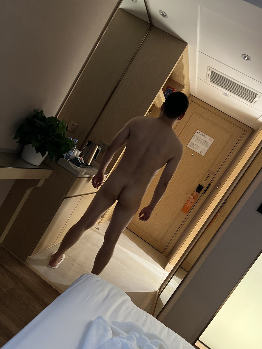 XX99650340's tweet photo. 已婚骚0，好久没啪啪了，干得超爽，配合默契，只可惜不喜欢吃精，浪费了…有骚b想舔嚒… https://t.co/GCq6auM6N1
