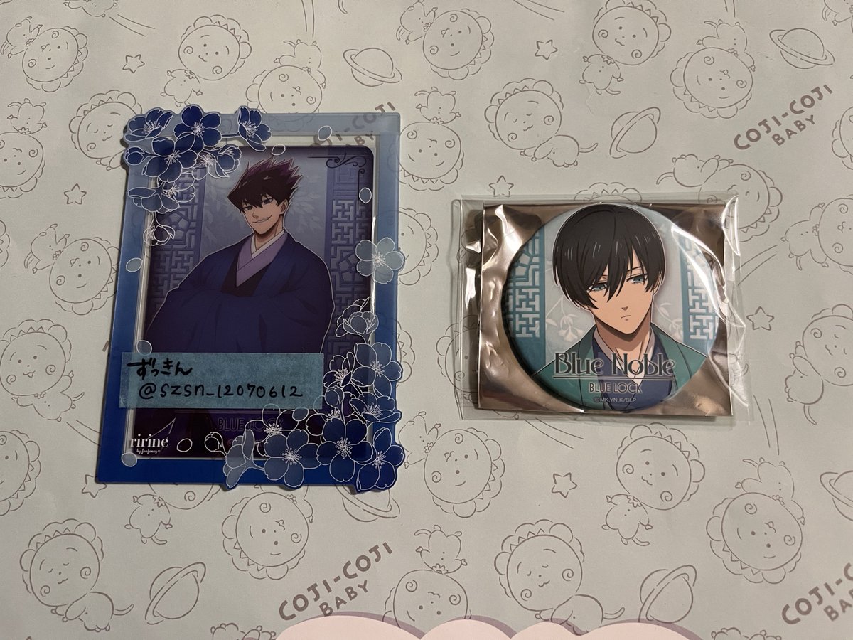 szsn_12070612's tweet photo. 【交換】ブルーロック ブルロ ステラマップ ソフマップ Blue noble マット 缶バッジ 等身

譲：凛
求：烏

都内手渡し又は郵送
検索からもお声がけください🌸 https://t.co/Bd0n83LWBf