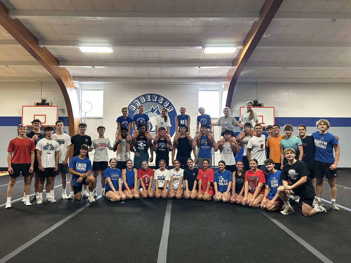 St. Charles North Cheerleading (@scn_cheer) on Twitter photo Patterning with <a href="/SCNFBOFFICIAL/">Official North Star Football Account</a> for an unforgettable HOCO routine! Patterning with <a href="/SCNFBOFFICIAL/">Official North Star Football Account</a> for an unforgettable HOCO routine!