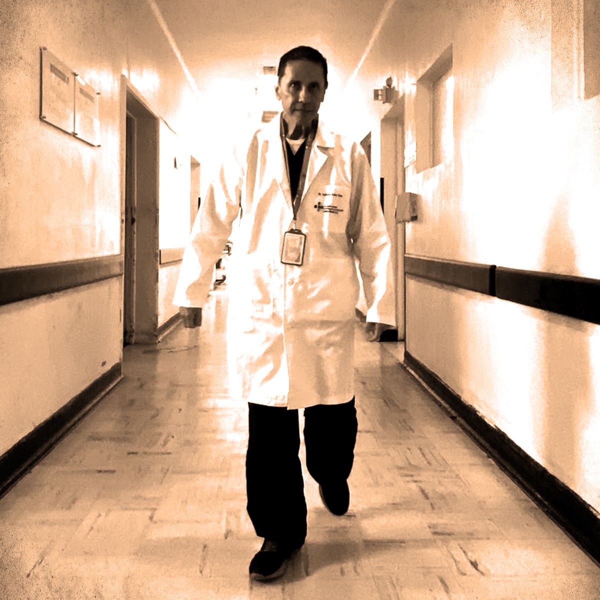 📍Conoce más sobre el Dr. Guillermo Rubio Guiza, líder del Hospital Universitario Santa Clara 🏥
Desde la Subred Centro Oriente, su compromiso y liderazgo fortalecen la atención en salud de Bogotá 💙
👉 Lee más de esta historia en el link:subredcentrooriente.gov.co/?q=noticias/dr…