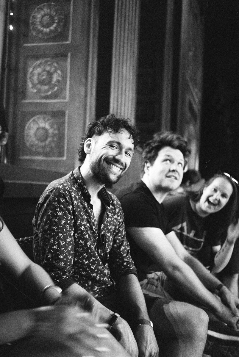 Dietergickel's tweet photo. My friends on 35mm 

📸: Olympus trip 35
🎞️: Kodak Gold 200
🎞️: ilford HP5

#olympustrip35 #kodakgold #ilfordhp5 https://t.co/sOc4TtQwVY