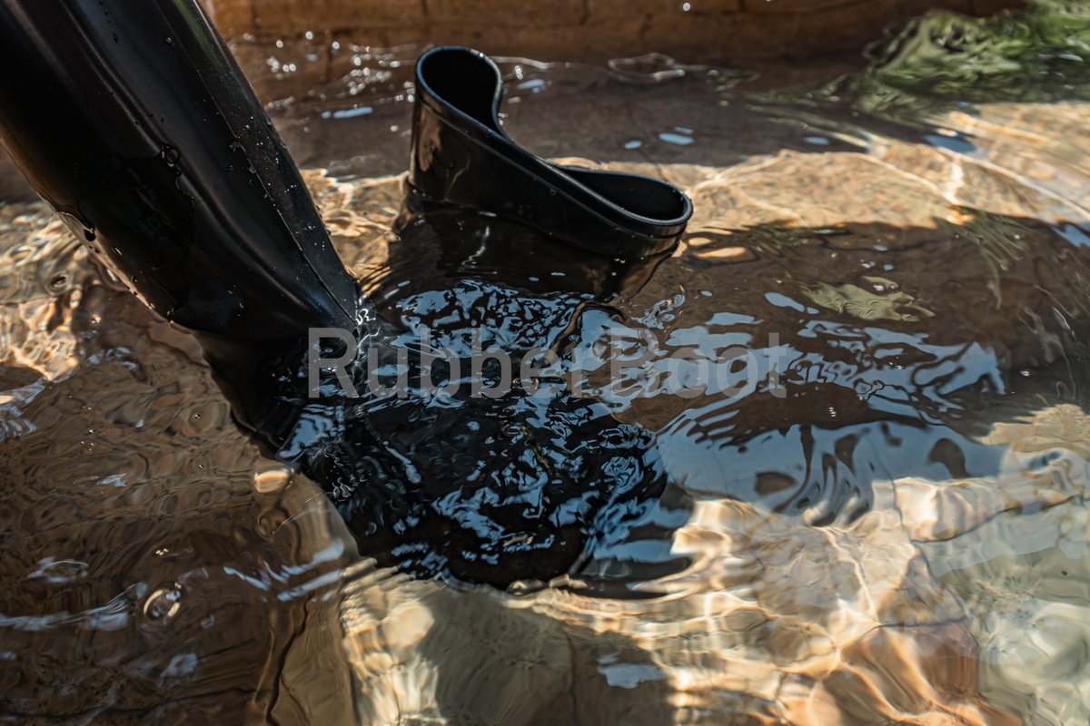 BootRubber's tweet image. 