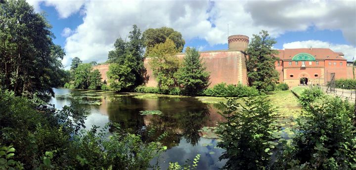 Art of the Day: "Zitadelle Spandau". Buy at: ArtPal.com/Altiora?i=1425…