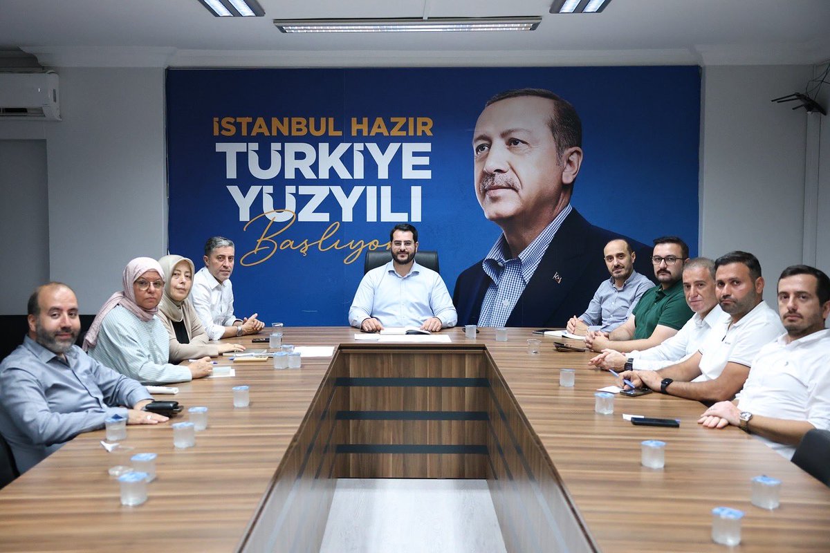 Av. Muhammed Yavuz Gültepe (@mygultepe) on Twitter photo Yürütme ve Yönetim Kurulu haftalık olağan toplantılarımızı İlçe Başkanlığımızda gerçekleştirdik.
Toplantılarımızın ve alınan kararların Bağcılar’ımıza hayırlı olmasını diliyorum.
Bağcılar İçin, Hizmet İçin, Daima İleri 💫
<a href="/RTErdogan/">Recep Tayyip Erdoğan</a>
<a href="/abuyukgumus/">Ahmet Büyükgümüş</a>
<a href="/abdullahozdemir/">Abdullah Özdemir</a> Yürütme ve Yönetim Kurulu haftalık olağan toplantılarımızı İlçe Başkanlığımızda gerçekleştirdik.
Toplantılarımızın ve alınan kararların Bağcılar’ımıza hayırlı olmasını diliyorum.
Bağcılar İçin, Hizmet İçin, Daima İleri 💫
<a href="/RTErdogan/">Recep Tayyip Erdoğan</a>
<a href="/abuyukgumus/">Ahmet Büyükgümüş</a>
<a href="/abdullahozdemir/">Abdullah Özdemir</a>