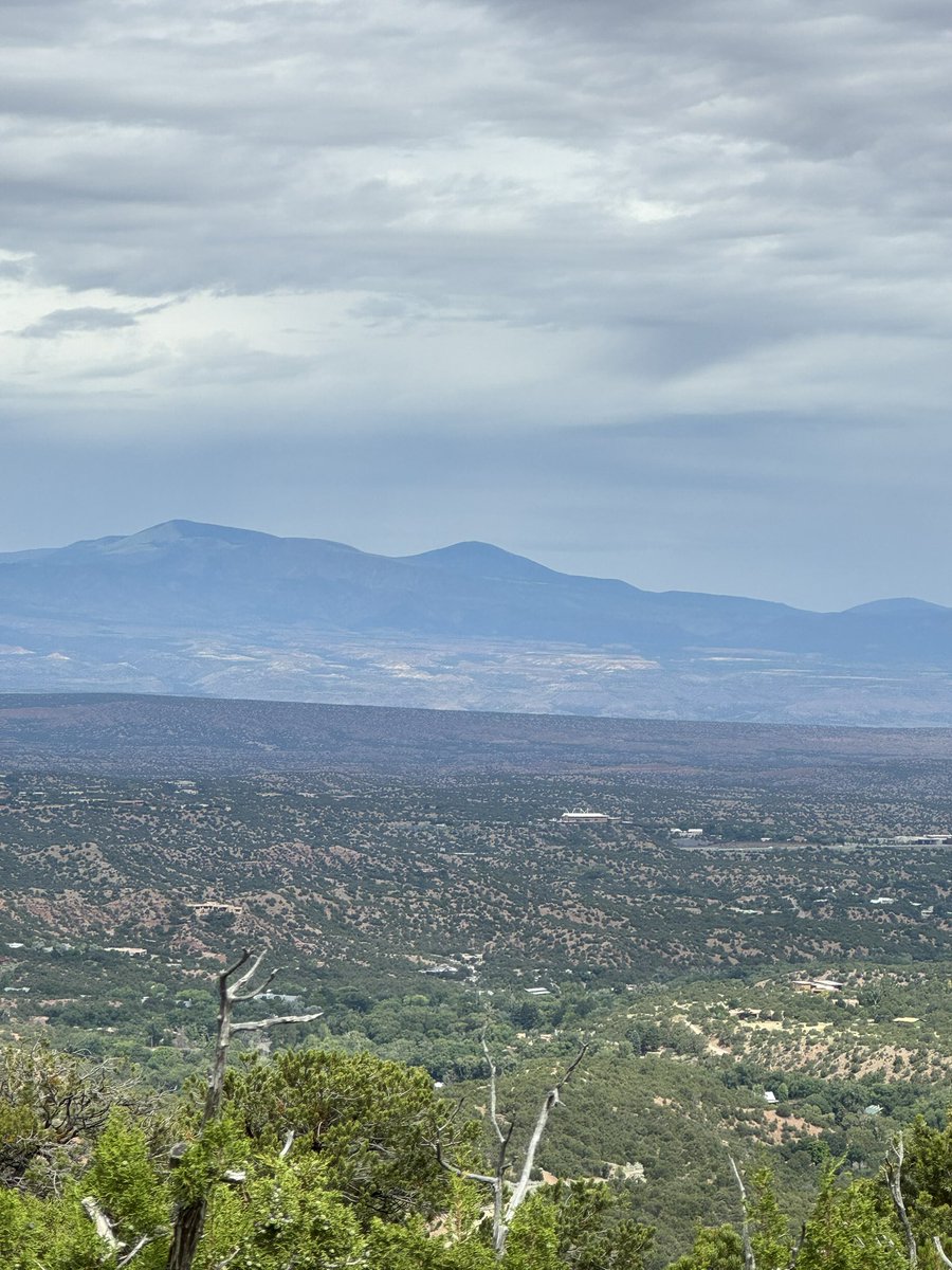 Elizabeth McKay (@mckayeli) on Twitter photo Good morning <a href="/santafeopera/">Santa Fe Opera 🌈⚡️🌵 open-air opera #SantaFeOpera</a>
See you tonight for Rigoletto 👋 Good morning <a href="/santafeopera/">Santa Fe Opera 🌈⚡️🌵 open-air opera #SantaFeOpera</a>
See you tonight for Rigoletto 👋