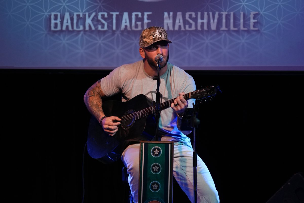 BackstageNash's tweet image. Check out photos from #BackstageNashville with
@maekestes, #JoshPhillips, #ShaneStevens, #JustinWilson, and #DaveBerg facebook.com/BackstageNashv…!                
📸 : #BritneyBuckwalter 

@3rdandLindsley @devonoday