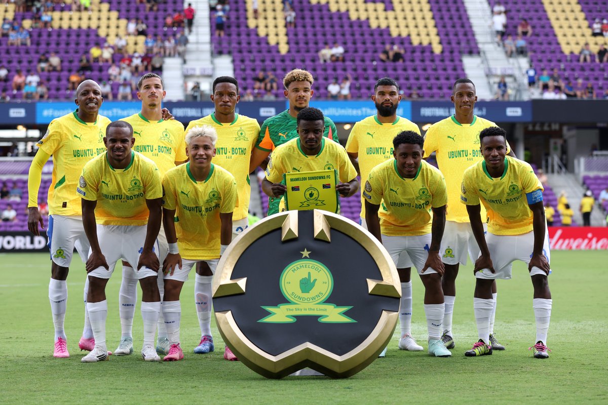 𝗖𝗛𝗔𝗜𝗥𝗠𝗔𝗡'𝗦 𝗔𝗪𝗔𝗥𝗗

<a href="/Masandawana/">Mamelodi Sundowns FC</a> 

#PSLAwards2025 
#UNPLAYABLE