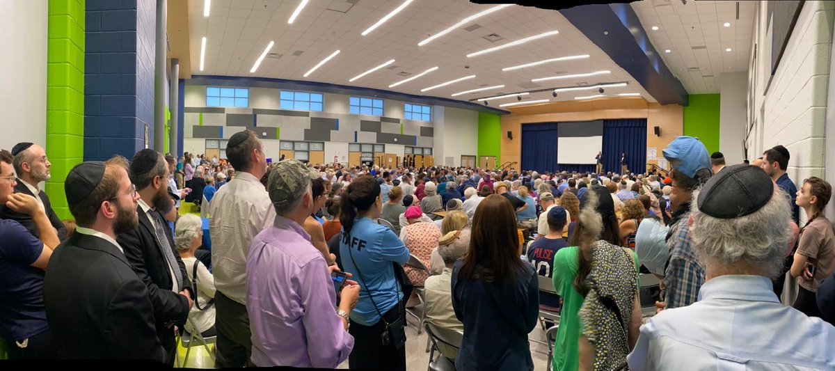 EPICofMoCo's tweet photo. Community Power in Action - Wheaton spoke up, the 1st public hearing on the University Blvd Corridor Plan has been moved from a 200-person venue to an auditorium.
The Council will hold 2 public hearings on the UBCP. first, Wednesday, Sept.10, at 7:00 p.m., at Blair HS Auditorium https://t.co/gdbVI7eyq0