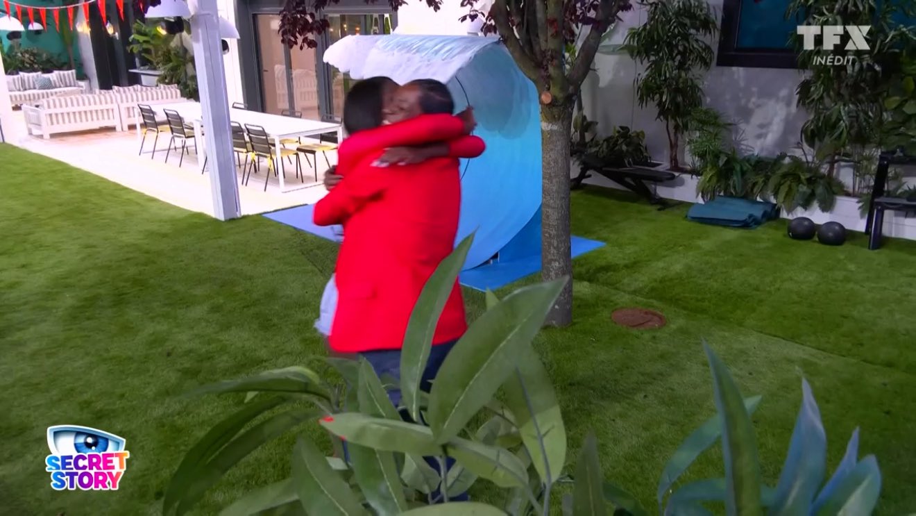Le Mag Secret Story on X: "La cousine de Romy dans #SecretStory https://t.co/UA5r6VncF7" / X