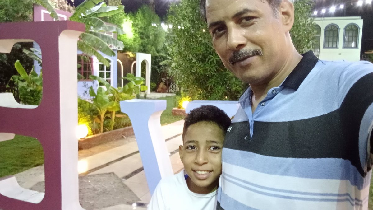 ربي أوزعني أن أشكر نعمتك التي أنعمت علي وعلي والدي وأن أعمل صالحا ترضاه اللهم أصلح لي ذريتي أنك السميع المجيب