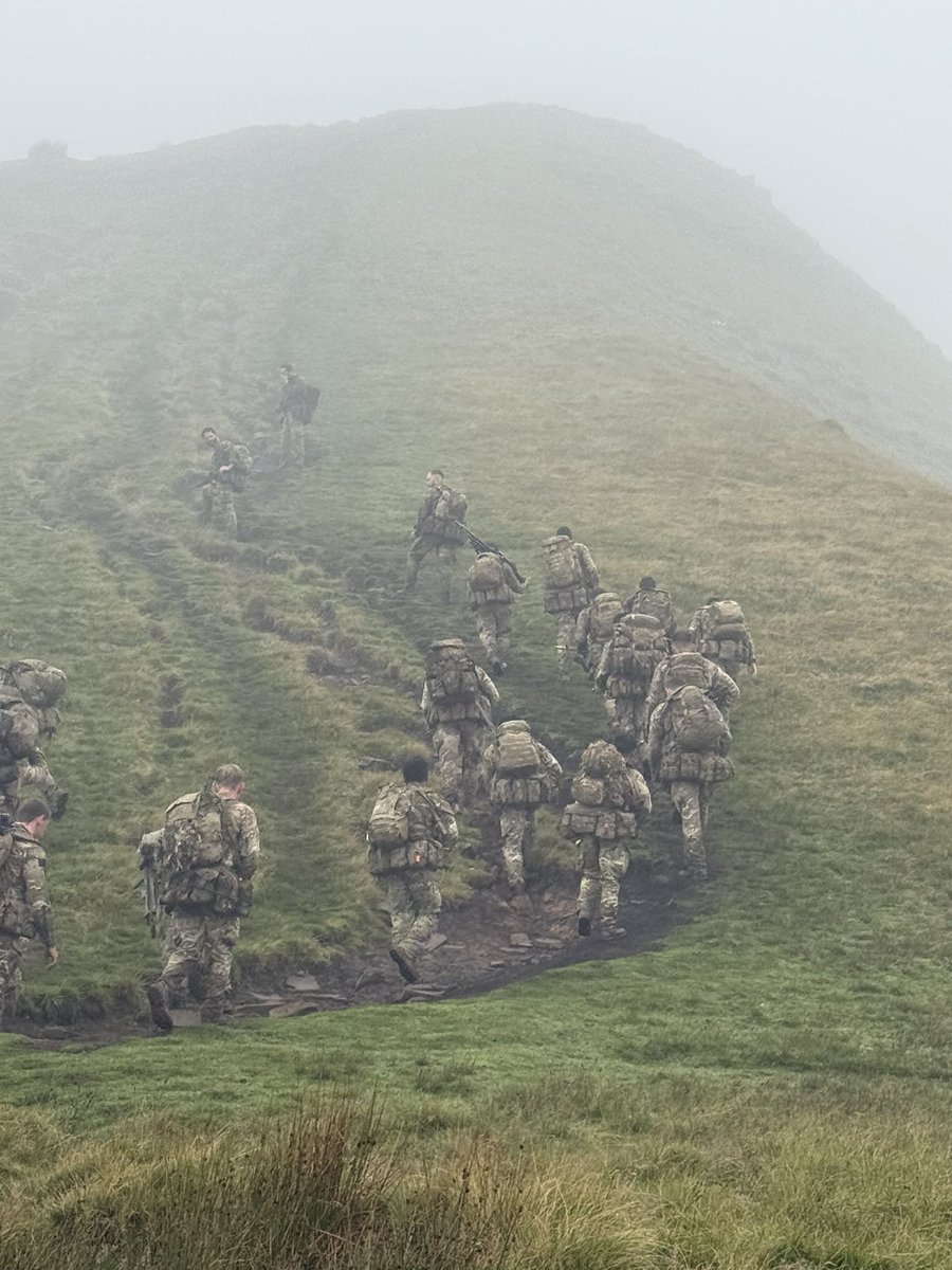 Always a treat going up the #Penyfan 💪

#BritishArmy
#Brecon
#InfantryBattleSchool 
<a href="/BritishArmy/">British Army 🇬🇧</a> 
<a href="/armycmc/">Combat Manoeuvre Centre</a>
