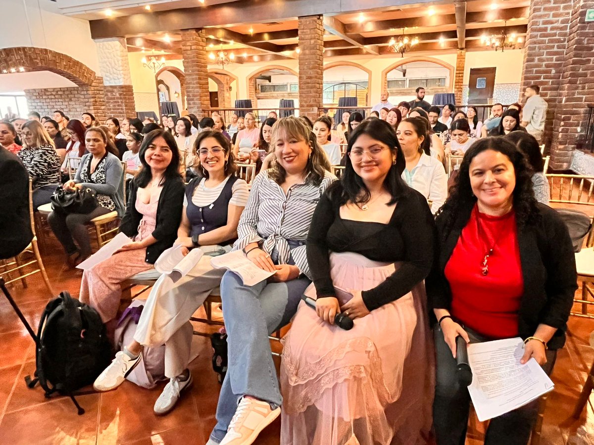 Colectiva de Mujeres tweet media