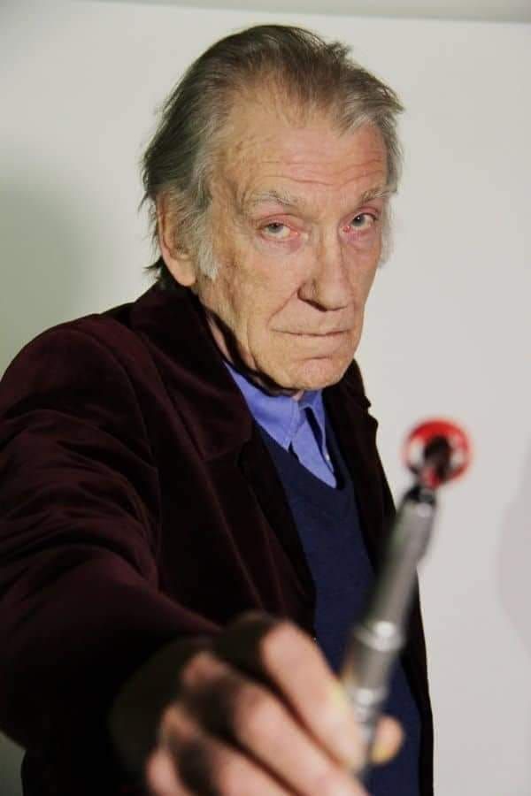 Astrozombies777's tweet image. Remembering the brilliant David Warner. Born this day in 1941. ✨💐
#DavidWarner