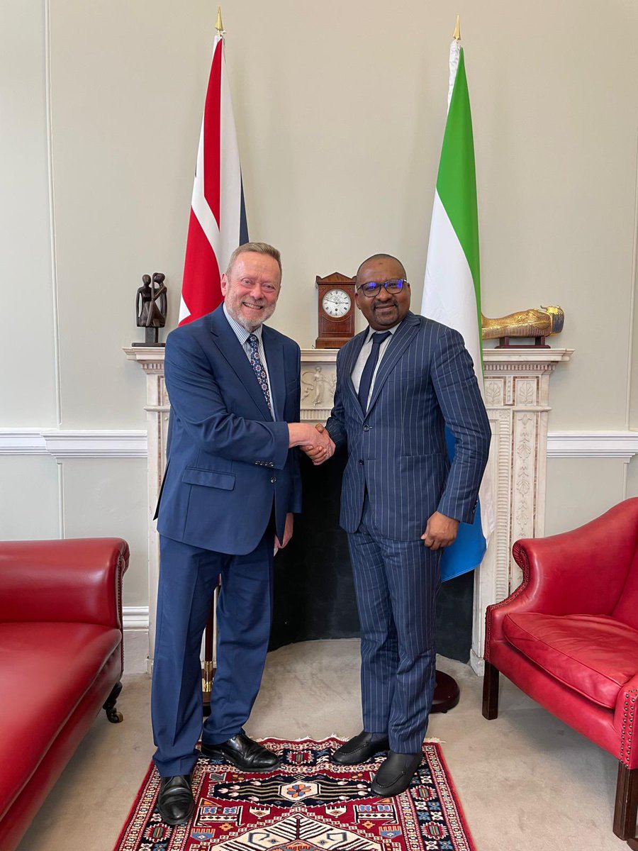 Collins of Highbury tweet media