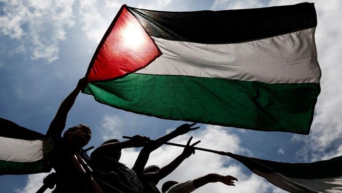 La voz de #Cuba seguirá demandando la paz para el pueblo palestino que es víctima del genocidio y del silencio cómplice de quienes  actúan con indiferencia. 

#PalestinaLibre