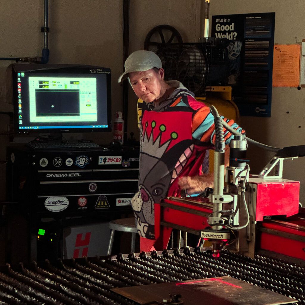 make_santafe's tweet image. It’s not just the tools—it’s the people.
Welders helping woodworkers. Artists learning CAD.
This is what community looks like.
Become a maker.
#LearnBuildThrive #MakeSantaFe 

buff.ly/A50ihQD