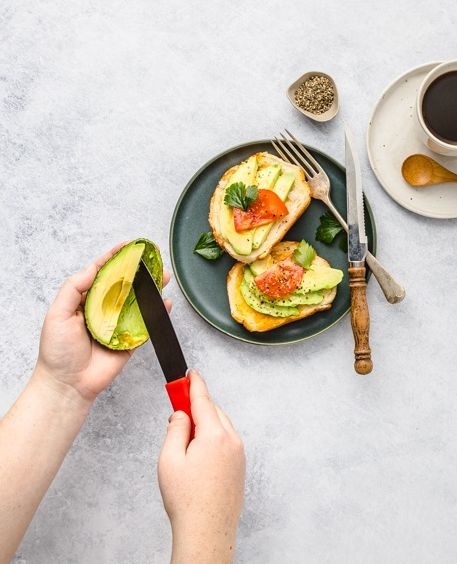 Avo go at this! 🥑 Kneed cuts, scoops and spreads your avocado, all in one dishwasher safe tool. 

Get your hands on this handy helper at dreamfarm.com/kneed today!