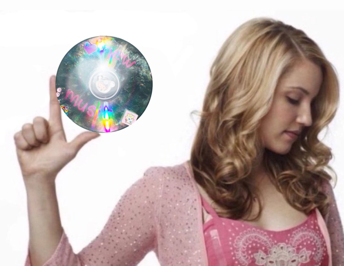 ME HOLDING AOTY *#%💿*#