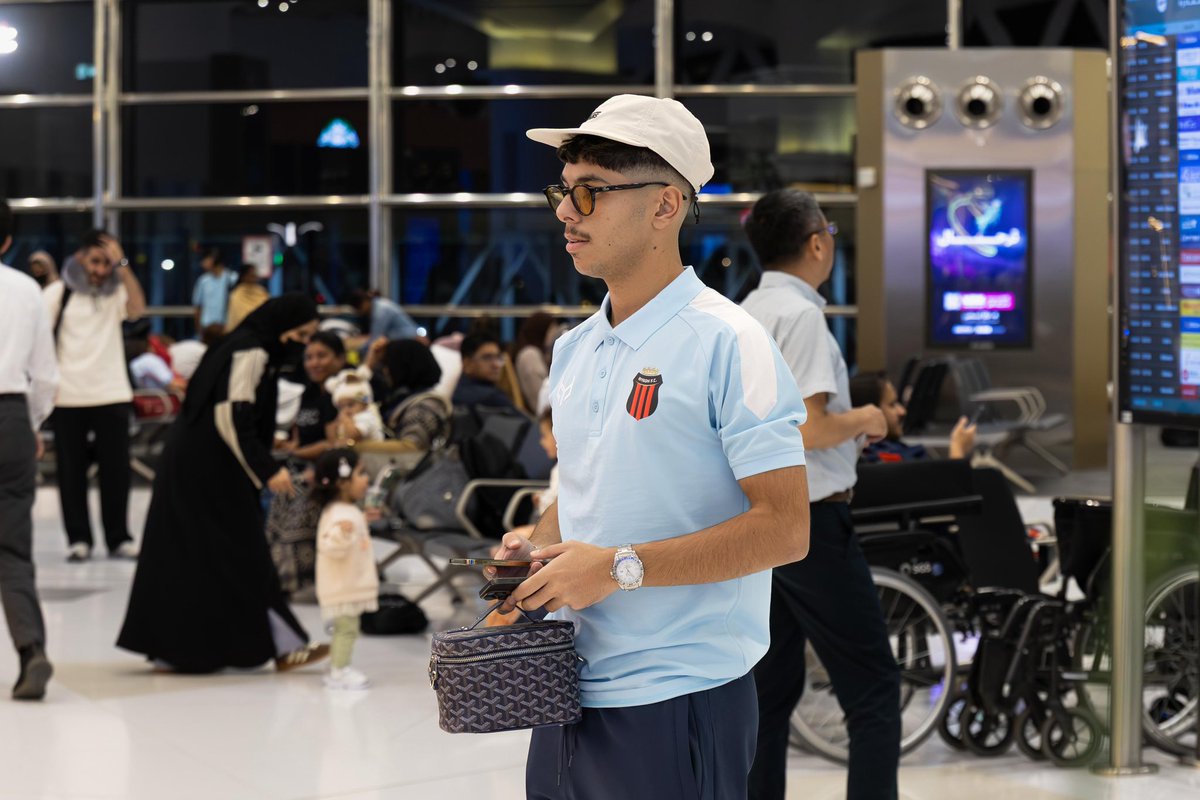 AlRiyadhFC's tweet photo. ✈️ “رياض 21” يغـادر إلى فرنسا 🇫🇷
رحلة إعداد جديدة.. بطموحات كبيرة 💪🏻❤️

#رياض_U21 https://t.co/OthXqQV8KY
