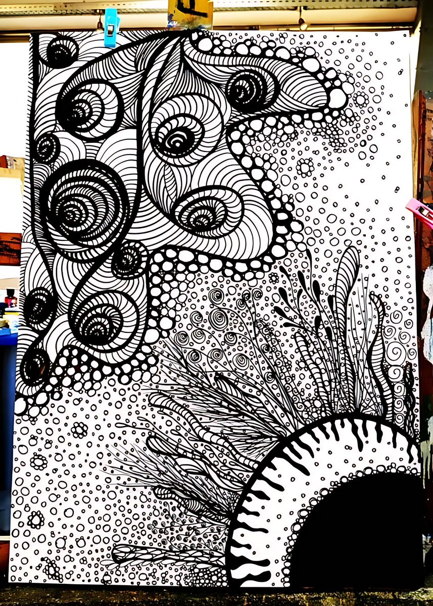 KassiSm's tweet photo. @CozomoMedici @rollbit "Mind Games"
➡️ 1/1
➡️ 115 $XTZ
marker on 50×70 cm paper 🖤🤍🎨
Link⬇️
https://t.co/yWVj37d88U
#kassiartfashion #kassi #art #tezos https://t.co/TeBNh82sG9