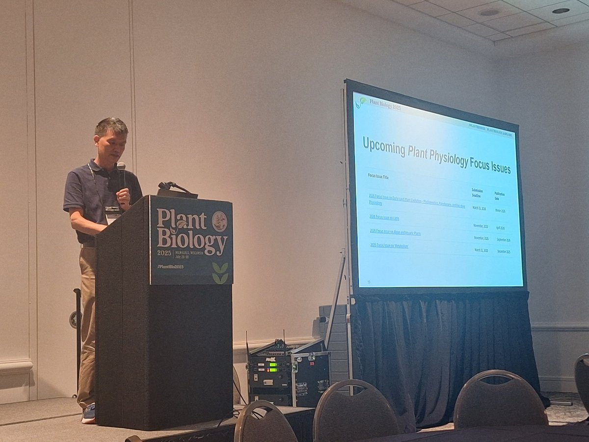 ASPB (@aspb) on Twitter photo Editor-in-Chief Yunde Zhao of <a href="/PlantPhys/">Plant Physiology</a> provides an update on the journal's performance during the ASPB Town Hall at #PlantBio2025 Editor-in-Chief Yunde Zhao of <a href="/PlantPhys/">Plant Physiology</a> provides an update on the journal's performance during the ASPB Town Hall at #PlantBio2025
