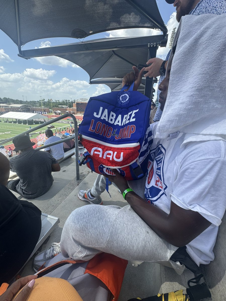 JabareeMonday's tweet photo. I’m thankful and blessed for the opportunity….its been a long journey but I fill accomplished and settled for now but I’m working and hoping to achieve more. This will not be the end of the story. @MSUCoachJ @McNeeseTF_XC #JO https://t.co/rHPONnWBrf