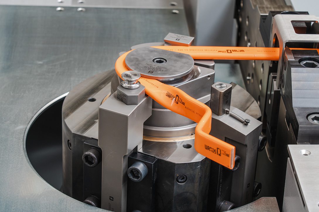 🎥 Webinar: Shaping the future of busbar production zurl.co/knyEs
-
#engineering #electricvehicles