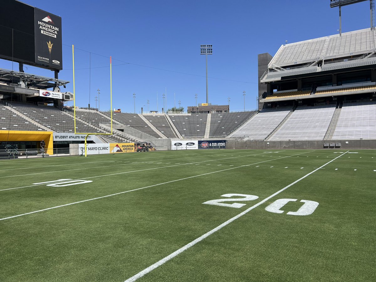 ASU Grounds Crew tweet media