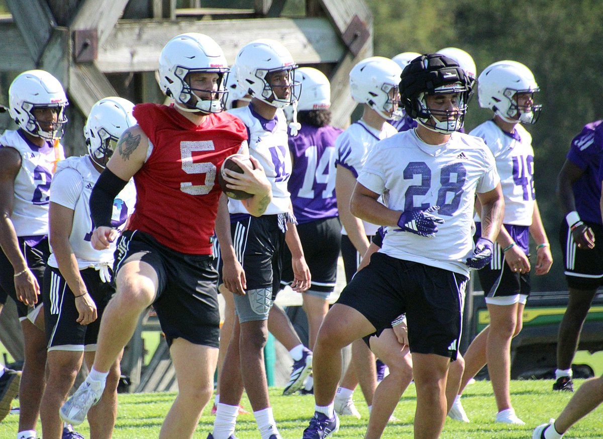 Matt Schuckman (@schucksports) on Twitter photo Spent some time with <a href="/WIUFootball/">Western Illinois Football</a> as the Leathernecks opened training camp Tuesday and put together a photo gallery. Check it out at the link below and here are a few photos to get started.
muddyriversports.com/college/photo-β¦ Spent some time with <a href="/WIUFootball/">Western Illinois Football</a> as the Leathernecks opened training camp Tuesday and put together a photo gallery. Check it out at the link below and here are a few photos to get started.
muddyriversports.com/college/photo-β¦