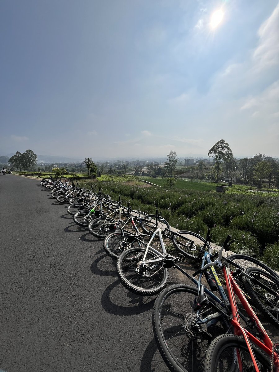 Pusat sewa sepeda di Malang Raya

malangfuncycling.com 

#sewasepedamalang #malangbikerental