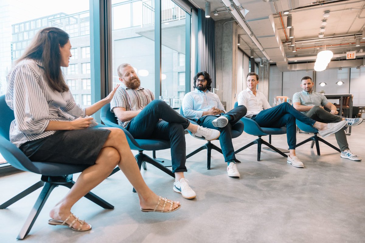 Pre-Seed Between the Coasts ⁦<a href="/drivecapital/">Drive Capital</a>⁩ brought together 150+ early-stage founders and investors to talk about our funding market.

The panel featured 🐐’s from ⁦<a href="/MatchstickVC/">Matchstick Ventures</a>⁩ ⁦<a href="/CooleyLLP/">Cooley LLP</a>⁩ ⁦<a href="/cofactorai/">Cofactor AI</a>⁩ ⁦<a href="/startinglinevc/">Starting Line</a>⁩ and more.