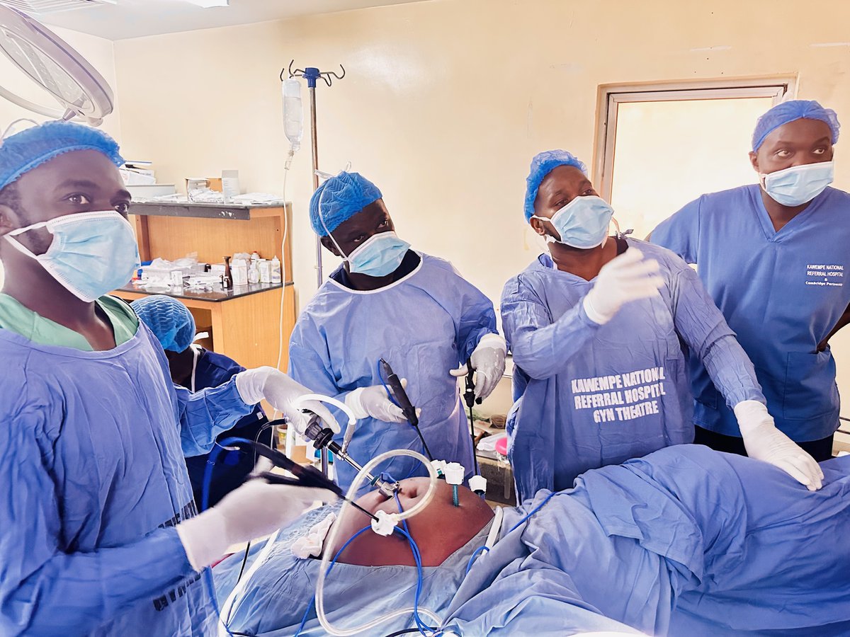 More of #MIS at <a href="/KawempeNRH/">𝐊𝐀𝐖𝐄𝐌𝐏𝐄 𝐍𝐀𝐓𝐈𝐎𝐍𝐀𝐋 𝐑𝐄𝐅𝐄𝐑𝐑𝐀𝐋</a>!

Today we successfully completed two cases:
1.Total Laparoscopic Hysterectomy for a 54-year-old with AUB–P/M
2.Laparoscopic Cystectomy and Myomectomy

Together, we are steadily building capacity for both our Surgical and Nursing