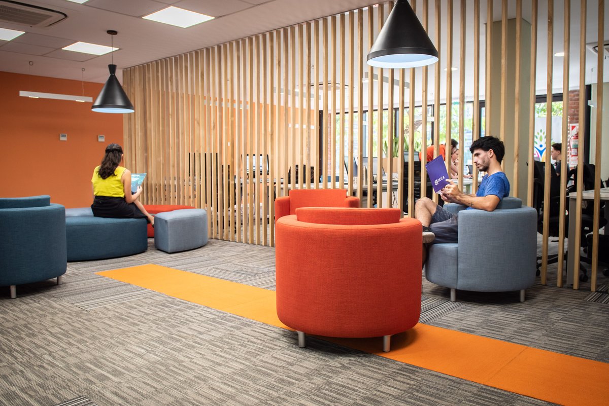 🎙️ ¿Tenés tu primera entrevista laboral?
Patricia Giacomino y Macarena Olié, del Departamento de Graduados y Desarrollo Profesional UCA, comparten 10 claves para afrontarla con seguridad y preparación.
👉 Leé la nota completa uca.edu.ar/es/noticias/co…