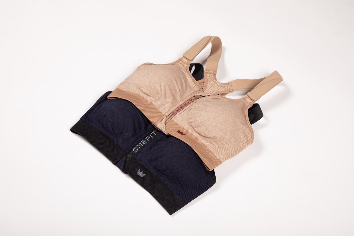 SHEFIT's tweet image. Our Lounge Bra is the perfect option for the days you don't feel like wearing a bra, but you know you should. Tag someone below who doesn't wear any bra that needs to give this #SHEFIT style a try 👀