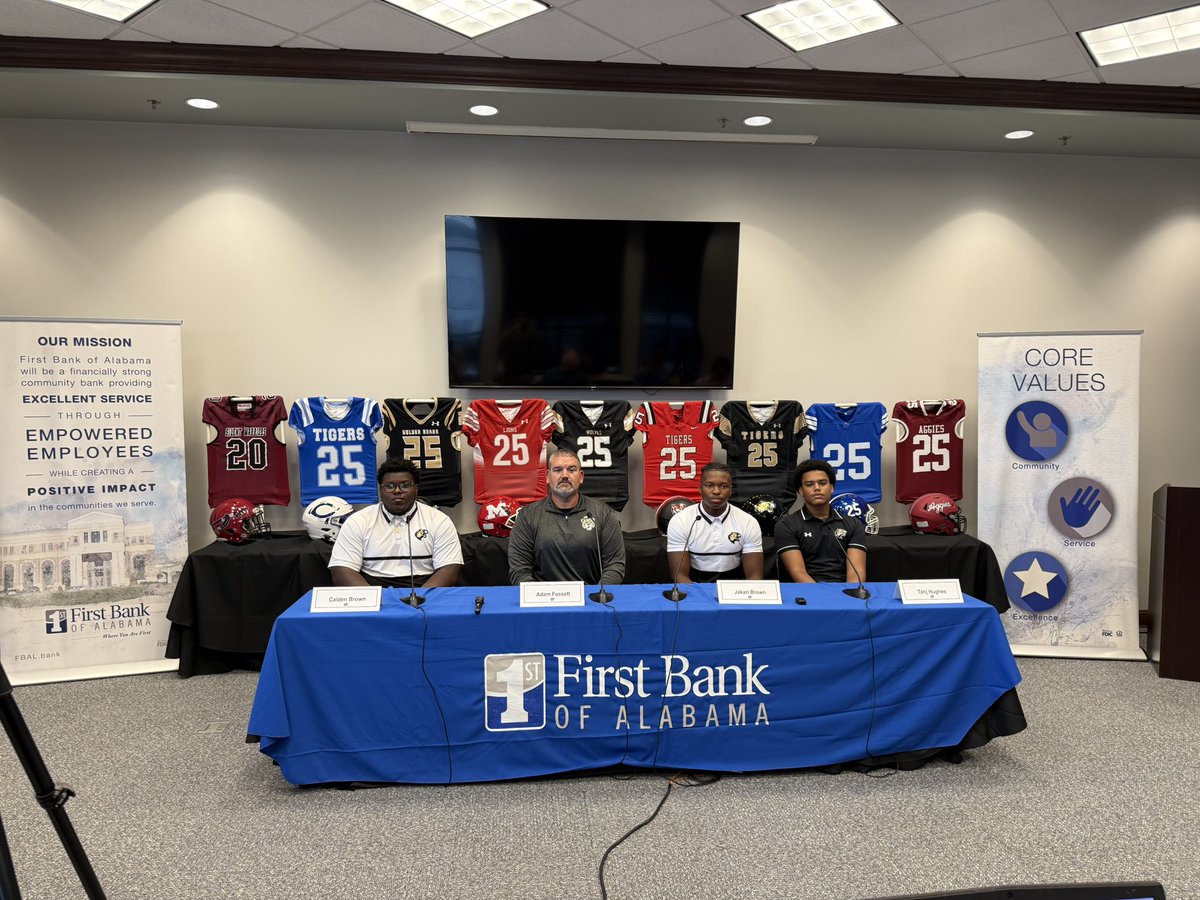 Griffin Hill (@ghilltide) on Twitter photo Coach Adam Fossett and the <a href="/BBCMHS/">B. B. Comer Memorial</a> Tigers are up next at the 14th Annual Talladega County Coaches Association High School Media Day at <a href="/FirstBankofAl/">FirstBankofAlabama</a> Coach Adam Fossett and the <a href="/BBCMHS/">B. B. Comer Memorial</a> Tigers are up next at the 14th Annual Talladega County Coaches Association High School Media Day at <a href="/FirstBankofAl/">FirstBankofAlabama</a>