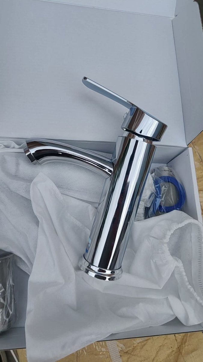 Samuelchukwuma_'s tweet photo. @CHIZZY_BB I deal on plumbing materials and installation and I deliver nationwide https://t.co/uMc6R9lwxP