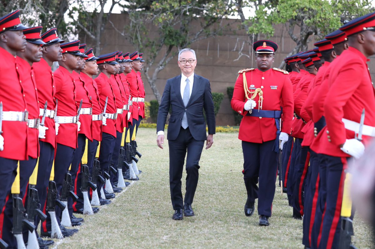 SHIMIZU Fumio, Ambassador of Japan (@japanambinsa) on Twitter photo It was a great honour to present Letters of Credence and Recall to His Majesty King Mswati III, King of the Kingdom of Eswatini. We reaffirmed the commitment to deepening close πΈπΏπ―π΅ relations. Looking forward to welcoming His Majesty next month in Japan for TICAD9 <a href="/MfaicSd/">Ministry of Foreign Affairs Eswatini</a> It was a great honour to present Letters of Credence and Recall to His Majesty King Mswati III, King of the Kingdom of Eswatini. We reaffirmed the commitment to deepening close πΈπΏπ―π΅ relations. Looking forward to welcoming His Majesty next month in Japan for TICAD9 <a href="/MfaicSd/">Ministry of Foreign Affairs Eswatini</a>