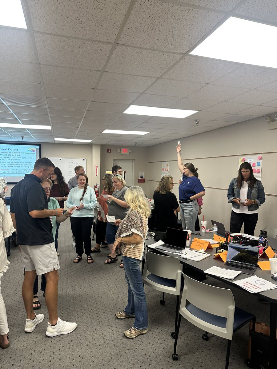 Limestone County in the house! We dug into the new science course of study with secondary science teachers. Lots of great conversations about how to be more intentional when planning lessons this school year. <a href="/AMSTI_Athens/">AMSTI Athens State</a> <a href="/LCSforKids/">Limestone County Schools</a>