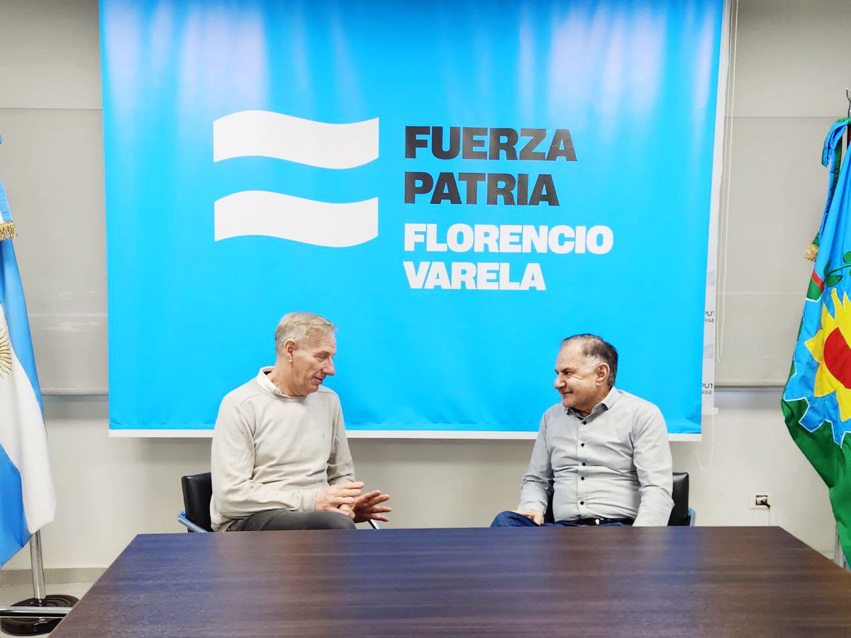Julio Pereyra (@pereyrajulio) on Twitter photo Con <a href="/dariodaquinofv/">Dario D'aquino</a> compartimos años de militancia, convicciones y una certeza: la política es estar, acompañar y transformar. Darío siempre está al lado del pueblo de Varela. Hoy, desde su rol como concejal, sigue demostrando compromiso, cercanía y vocación por nuestra Con <a href="/dariodaquinofv/">Dario D'aquino</a> compartimos años de militancia, convicciones y una certeza: la política es estar, acompañar y transformar. Darío siempre está al lado del pueblo de Varela. Hoy, desde su rol como concejal, sigue demostrando compromiso, cercanía y vocación por nuestra