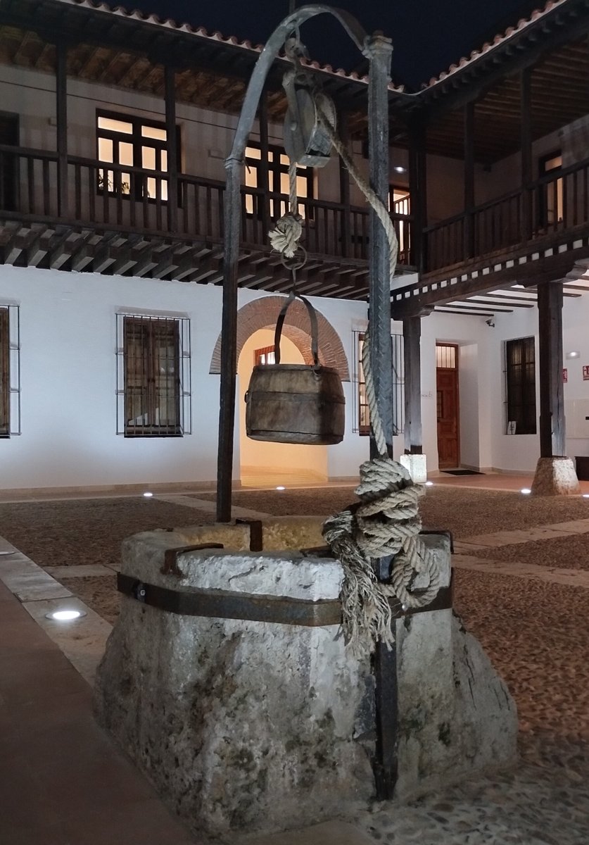 Turismo Alcalá de Henares (@ahturismo) on Twitter photo ¿Sabías que el Hospital de Antezana fue el primer hospital moderno de España? 🩺
Hoy acoge el Museo de la Medicina del Siglo de Oro, donde puedes ver la antigua botica, las enfermerías o documentos únicos 👨⚕️
📲 turismoalcala.es/turismo/museo-…
<a href="/FundacAntezana/">FundaciónAntezana</a>
#AlcaláEnamora ¿Sabías que el Hospital de Antezana fue el primer hospital moderno de España? 🩺
Hoy acoge el Museo de la Medicina del Siglo de Oro, donde puedes ver la antigua botica, las enfermerías o documentos únicos 👨⚕️
📲 turismoalcala.es/turismo/museo-…
<a href="/FundacAntezana/">FundaciónAntezana</a>
#AlcaláEnamora