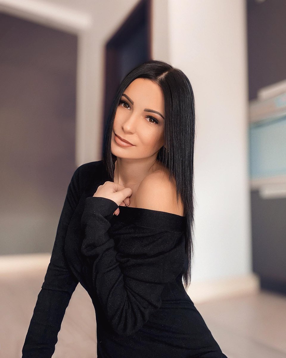 Looking to connect with amazing people 

 Can I follow you ?🖤