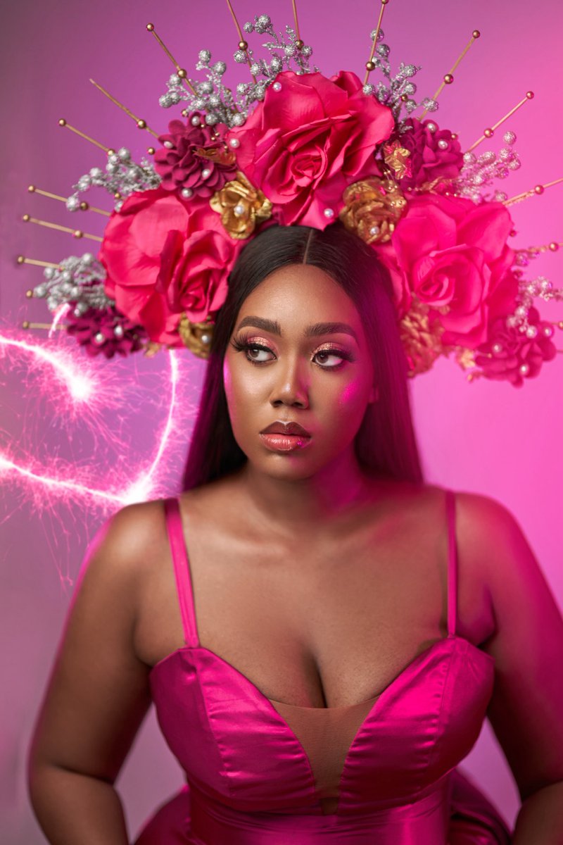Y’all… if you love what I’m putting down I NEED you to tweet in support of #GigiNavy! Can we hit 1k followers before midnight?? Tag me and tell me your fave thing about me so far! Let’s get to know each other 🤭🥰 #BBNaija  #AjebutterBaby