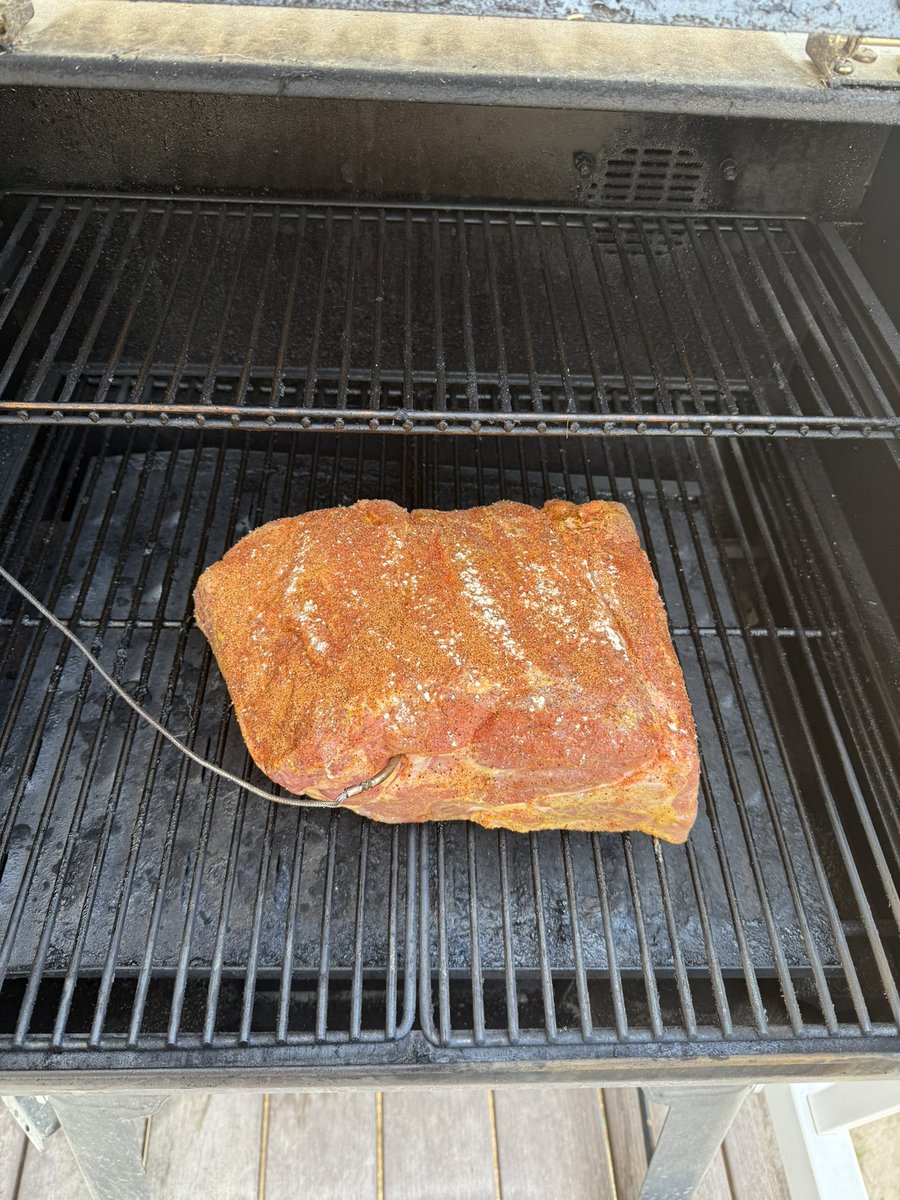 Starting a pulled pork at noon so we can take it boating for lunch tomorrow is going to feel like a mistake right around 3am