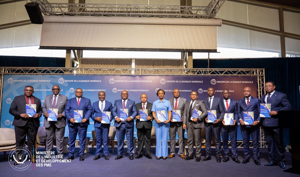 Présentation officielle du nouveau Rapport de la Banque mondiale sur l’économie de la RDC  Édition 2025

Ce mardi 29 juillet 2025, dans la matinée, Son Excellence Louis WATUM KABAMBA, Ministre de l’Industrie et du Développement des Petites et Moyennes Entreprises, a pris part à