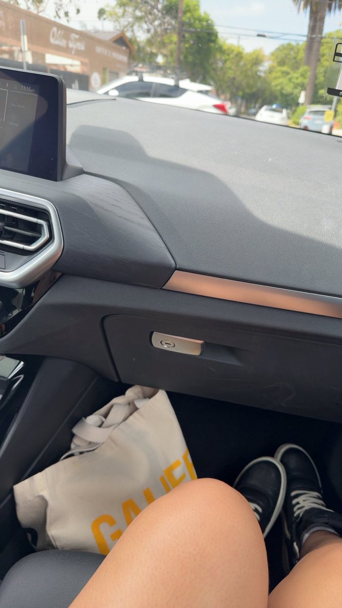 MILLYMILLS tweet media