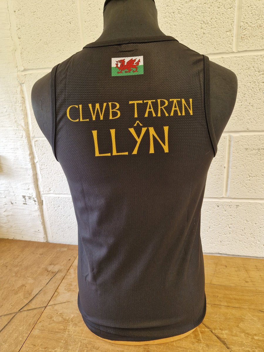 Clwb Taran Llyn Running Vests teejac.com