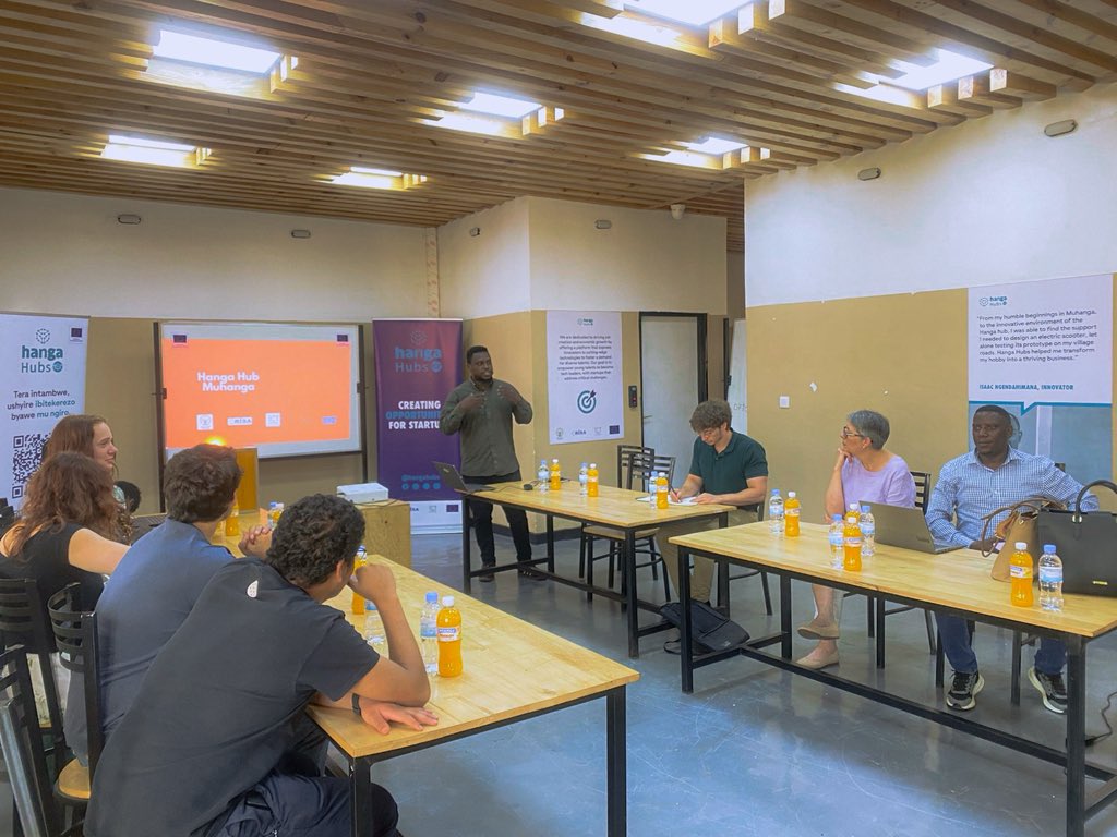 HangaHubs's tweet image. Yesterday, we welcomed a delegation from Northeastern University to Hanga Hub Muhanga as part of their research on the Hanga PitchFest case study. They explored our work, met local innovators, and experienced Rwanda’s growing innovation ecosystem!
#HangaHubs #GlobalConnections