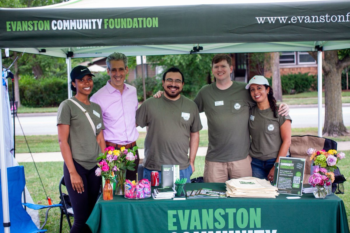 The Evanston Pride LGBTQIA+ Community Picnic on Saturday was such a summer highlight! So great to catch up with friends and celebrate the joy, strength, and diversity of this amazing community.